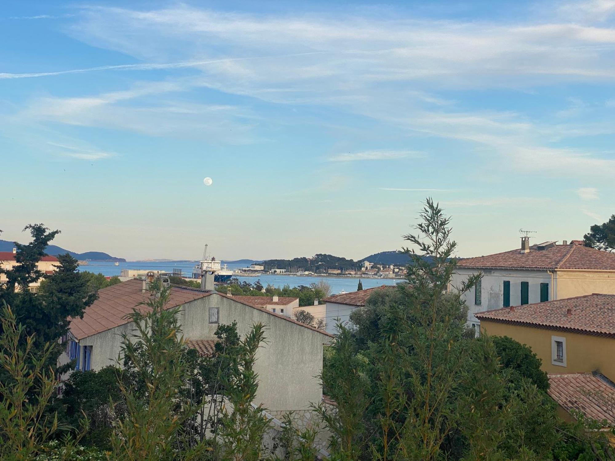 Haut De Villa Vue Mer La Seyne-sur-Mer Esterno foto